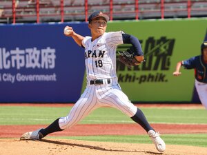 「試合の話はほとんどしないです」甲子園で輝けなかったある“プロ注エース”の再起…異国の地で与えられた「エースナンバー」のワケは？