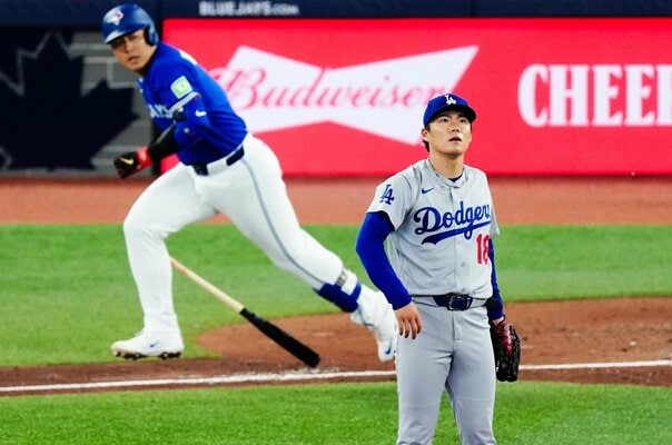 「好きな先輩。野球選手にいないような」山本由伸vs岡本和真のウラで…大谷翔平は「ブルペンでボールペンを手に」番記者が聞けていない“ハテナ”