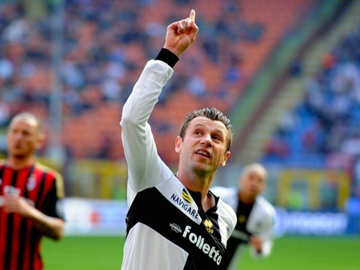 諦めが悪い“一流半”の男たち。パルマ躍進の中心はカッサーノ!?＜Number Web＞ photograph by Getty Images