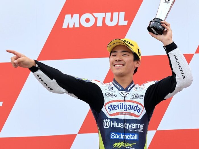 脳内出血事故から4週間後に初優勝！ Moto3の佐々木歩夢21歳を飛躍に導いたセルフマネージメント術《タイトル争いも視野に》＜Number Web＞ photograph by Satoshi Endo