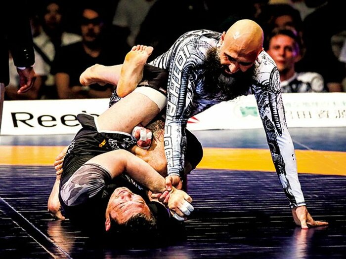 世界初、桜庭和志が手がけた寝技で魅せる格闘技団体戦。～「見せる格闘技」ではなかったものの魅力を引き出した手腕～＜Number Web＞ photograph by Susumu Nagao