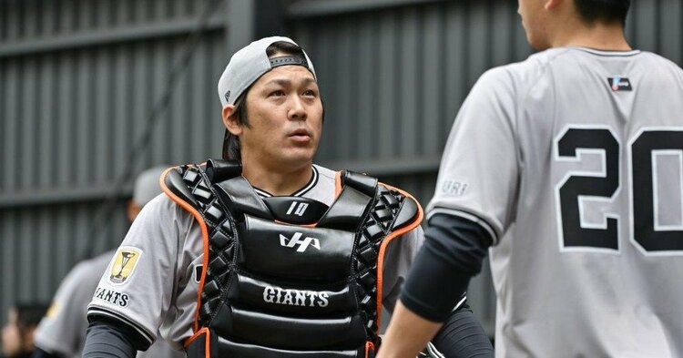 甲斐拓也「真価が問われる、常に勝ちたい」15年前、大分で唐揚げを揚げ