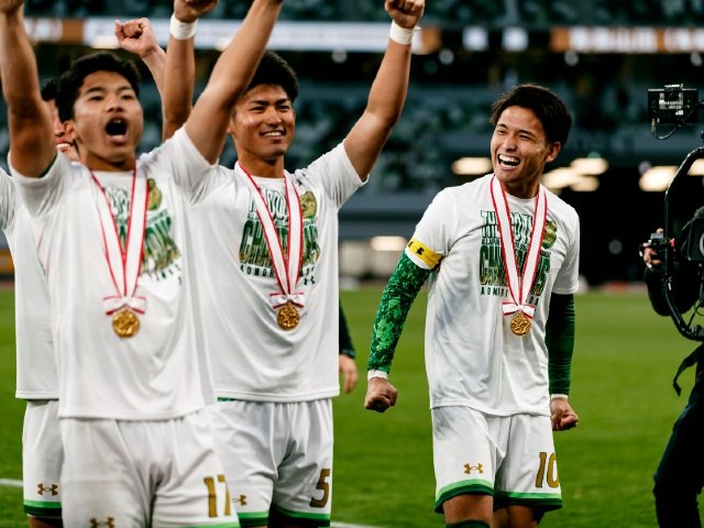 【早い者勝ち、即決可】青森山田　選手権メンバー着用　3冠世代、松木玖生世代 高校サッカー】青森山田・松木玖生プロの角度で決勝導く豪快弾 3冠