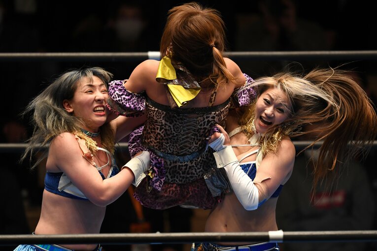 12月31日（昼）のアイスリボン。世羅りさ・雪妃真矢組