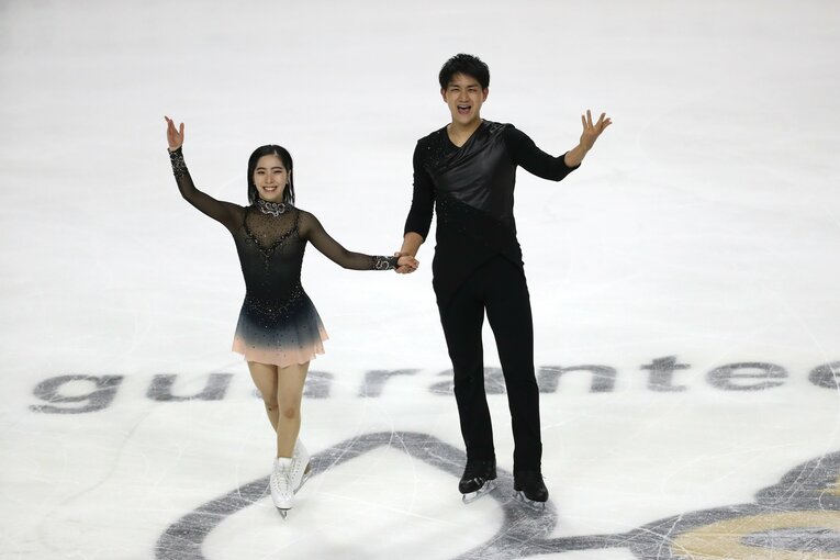 「隣にパートナーがいるから大丈夫」ジャンプで転倒…大舞台のピンチで三浦・木原ペアを支えた信頼関係〈スケートアメリカ銀〉(9)