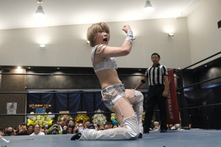 「他では見られない安納サオリだった」人気女子レスラー“3試合出ずっぱり”の凱旋興行に密着「体重が4kg減って…そりゃそうですよね」(13)