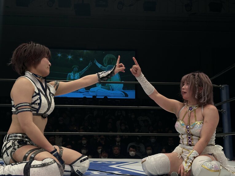 安納サオリvs中野たむ　©Norihiro Hashimoto