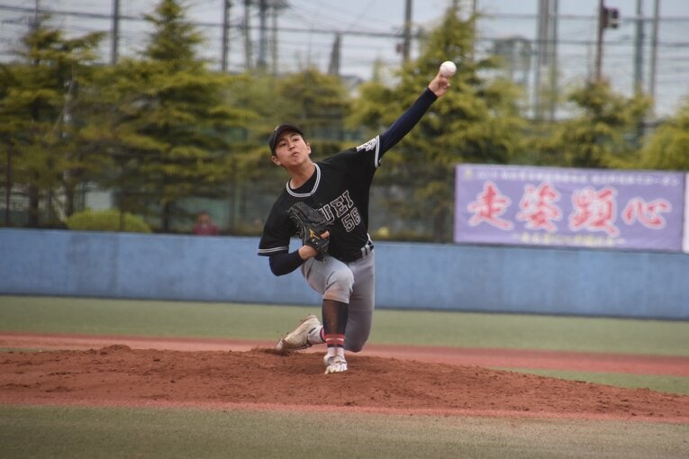 成長著しい2年生左腕の仁田陽翔　©Takahiro Kikuchi