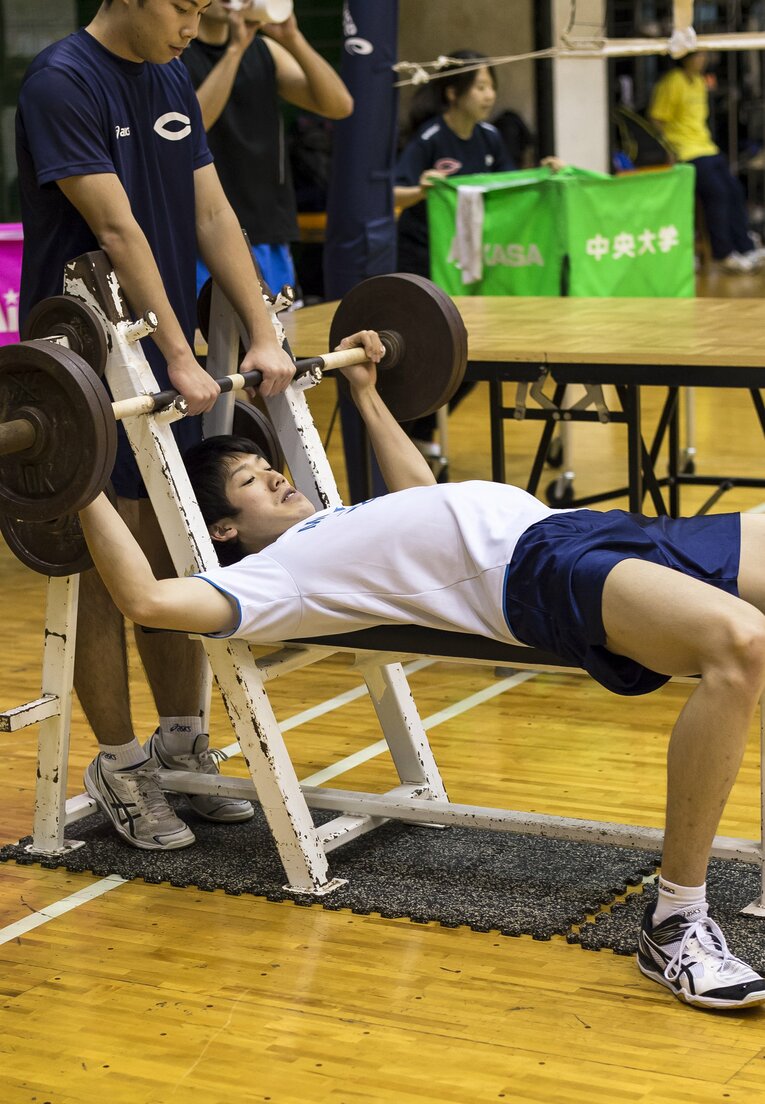中央大学時代の筋トレ風景（2015年）©Takuya Sugiyama