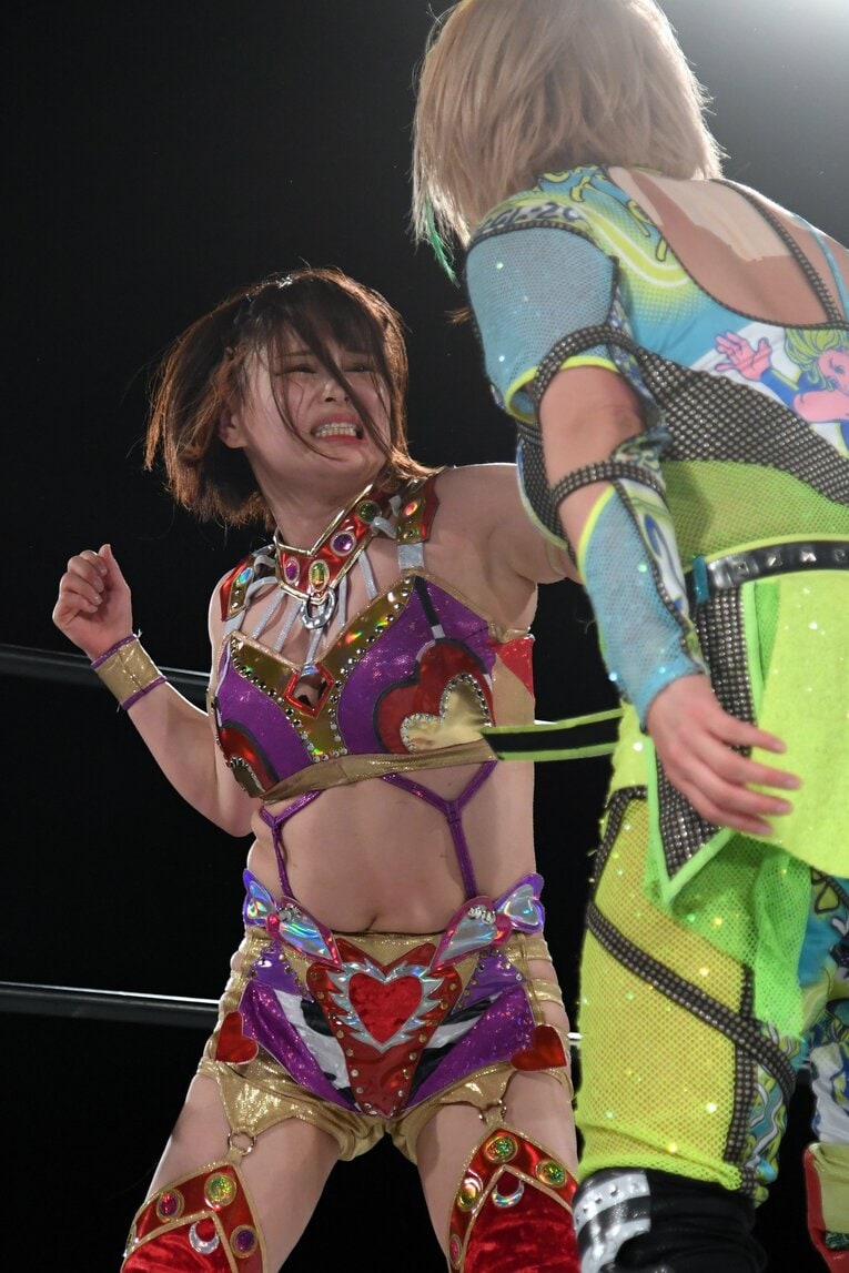 高橋奈七永vs.月山和香