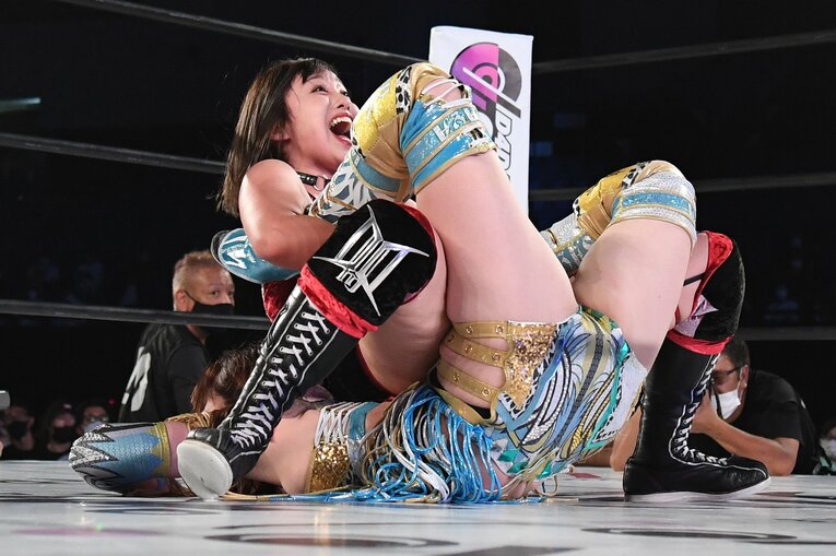 ひめかの逆エビ固め