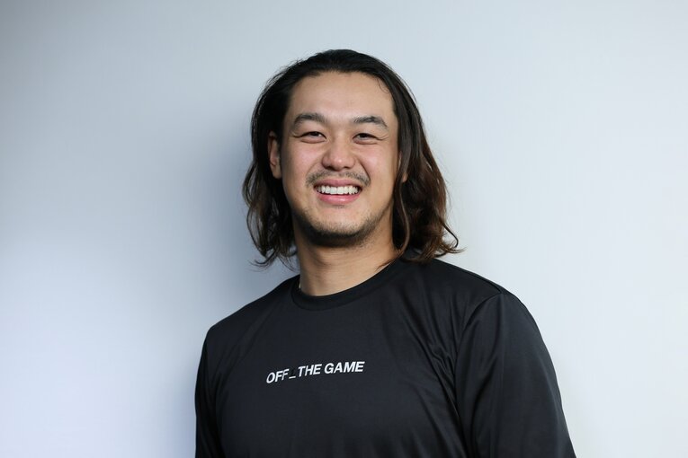 今はロン毛がトレードマークになった高橋光成　©Shigeki Yamamoto