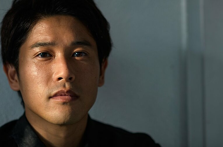 33歳となった内田篤人。引退後は各メディアに出演するだけでなく、JFAが新設したロールモデルコーチとしてU-19日本代表の活動をサポートしている ／ photograph by Takuya Sugiyama