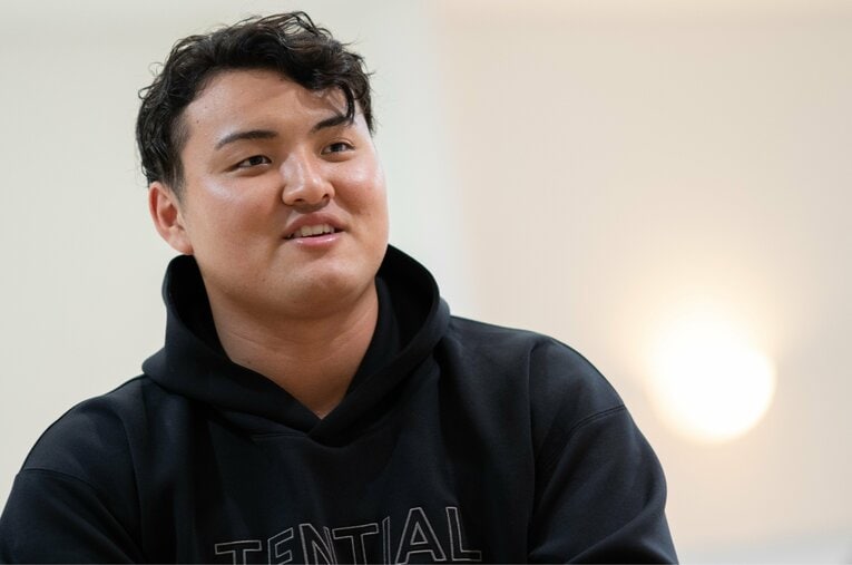 スタンフォード大学の佐々木麟太郎（20歳）。NumberWebの単独インタビューに応じた ／ photograph by Shiro Miyake