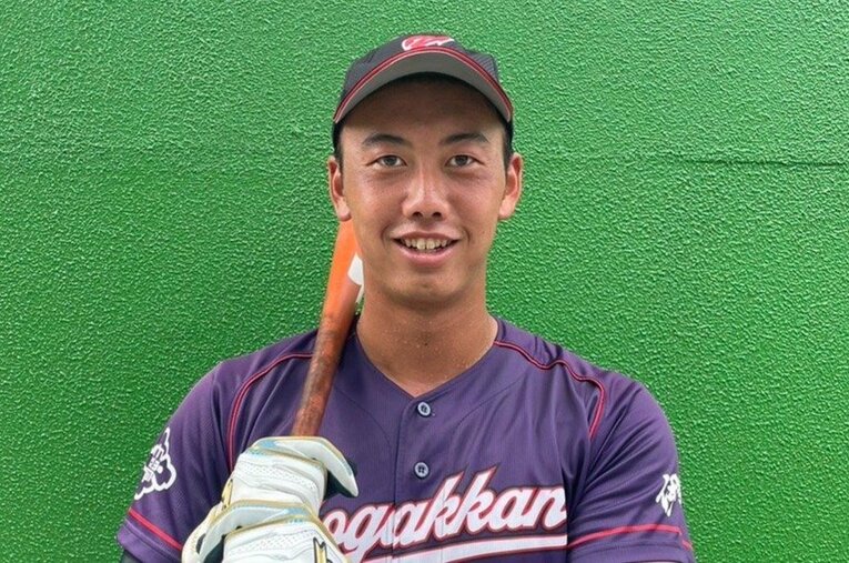 NPBプロ野球選手はいまだいない皇學館大学所属ながらプロも注目する村田怜音。196cm、110kgの大器だ ／ photograph by チーム提供