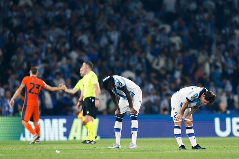 「タケはゴレアドール（点取り屋）だ！」“TAKEユニ少年”の久保建英評…初CLにリーガ6戦4発「ソシエダサポの愛と期待」は高まるばかり(17)