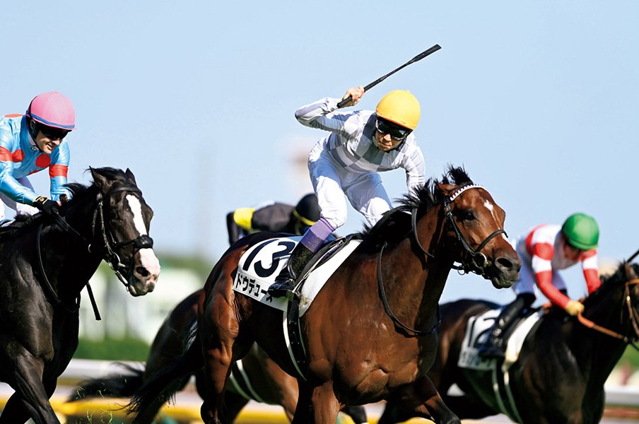 〈秘話〉武豊に先輩・横山典弘が掛けた“最高の褒め言葉”「慌てないよな、お前は」 感動のダービーを終えたレジェンド2人の“知られざる絆”<Number Web> photograph by Keiji Ishikawa