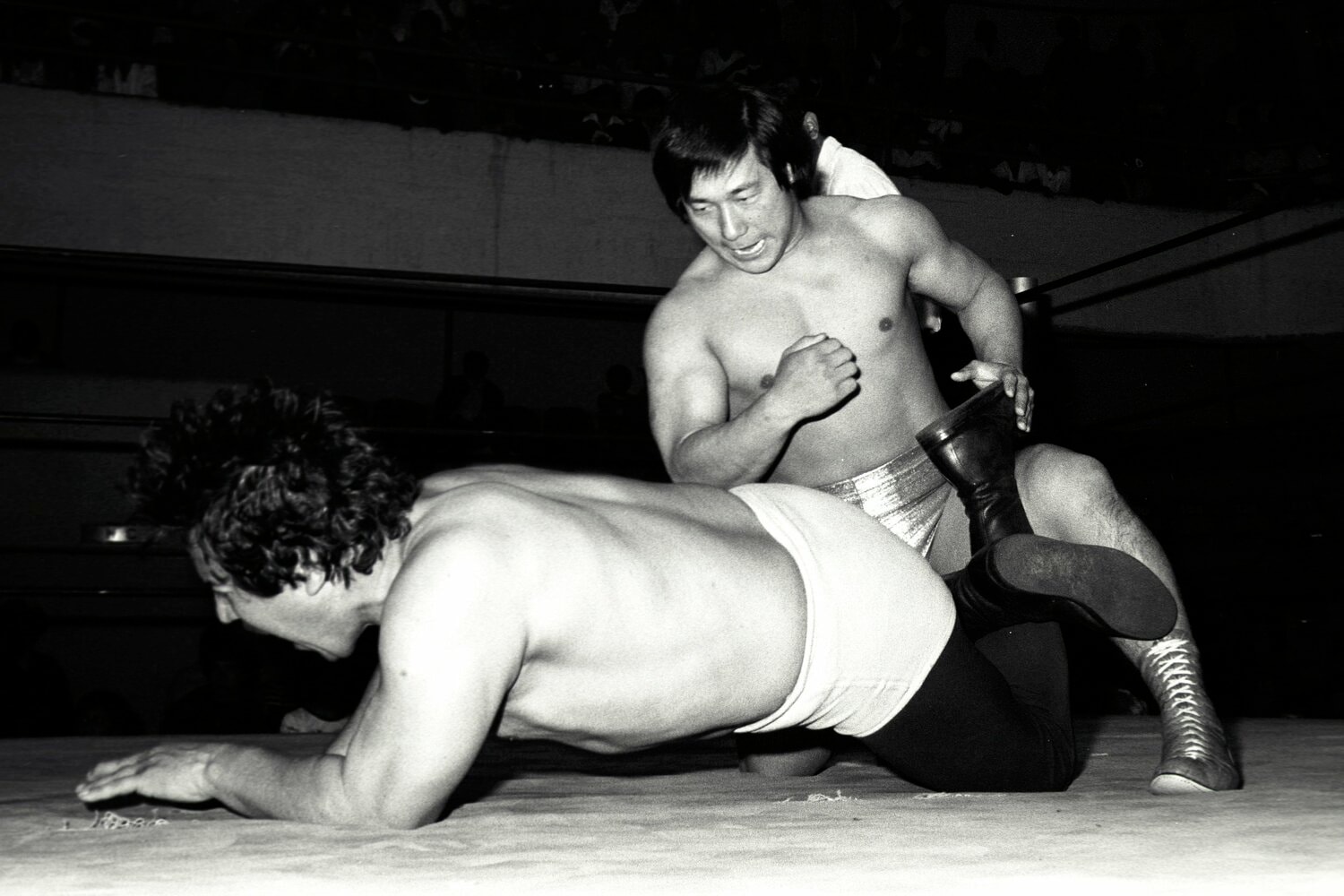 メキシコのリングで強さを見せるグラン浜田。1978年8月　©Essei Hara