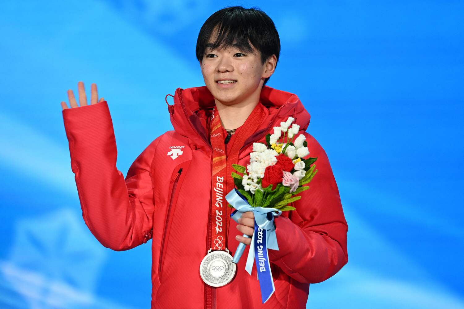 北京五輪で銀メダルを獲得した鍵山優真　©︎JIJI PRESS