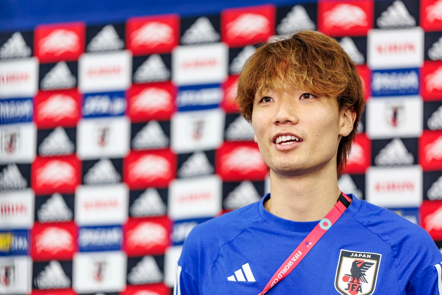 カタールW杯での板倉　©Kiichi Matsumoto/JMPA