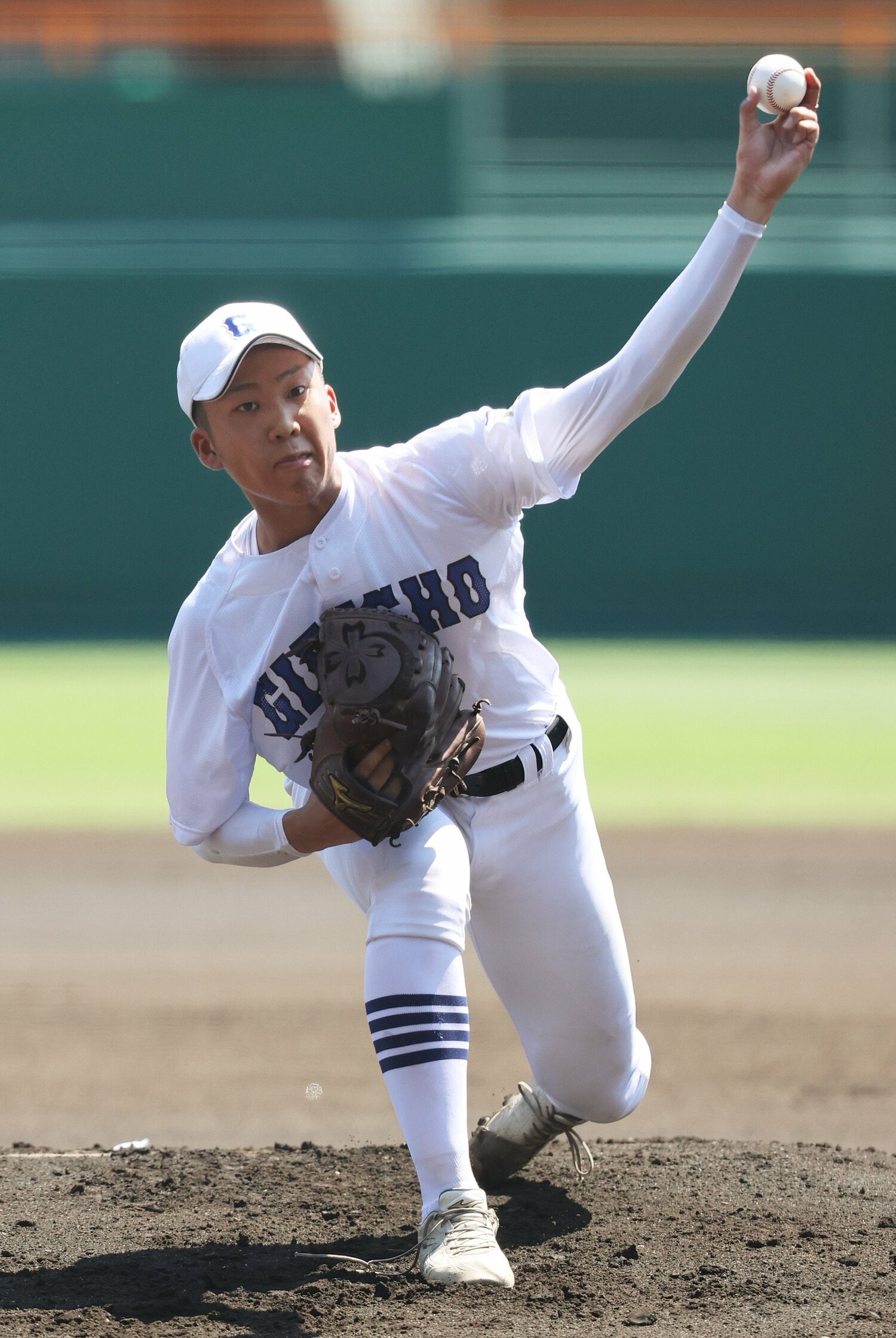 県岐阜商、2年生ピッチャーの渡辺大雅。岐阜大会では登板機会がなかったが、明豊戦、横浜戦と計9回無失点　©JIJI PRESS