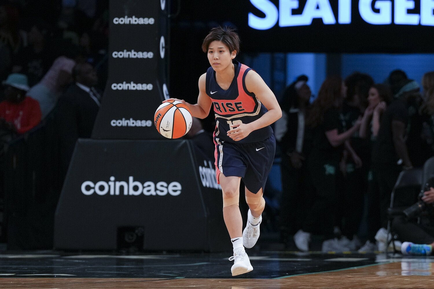 6月27日時点で12チーム中、リーグ5位（12勝9敗）につけるワシントン・ミスティック。限られた出場時間の中で存在感をアピールしていきたい　©︎Getty Images