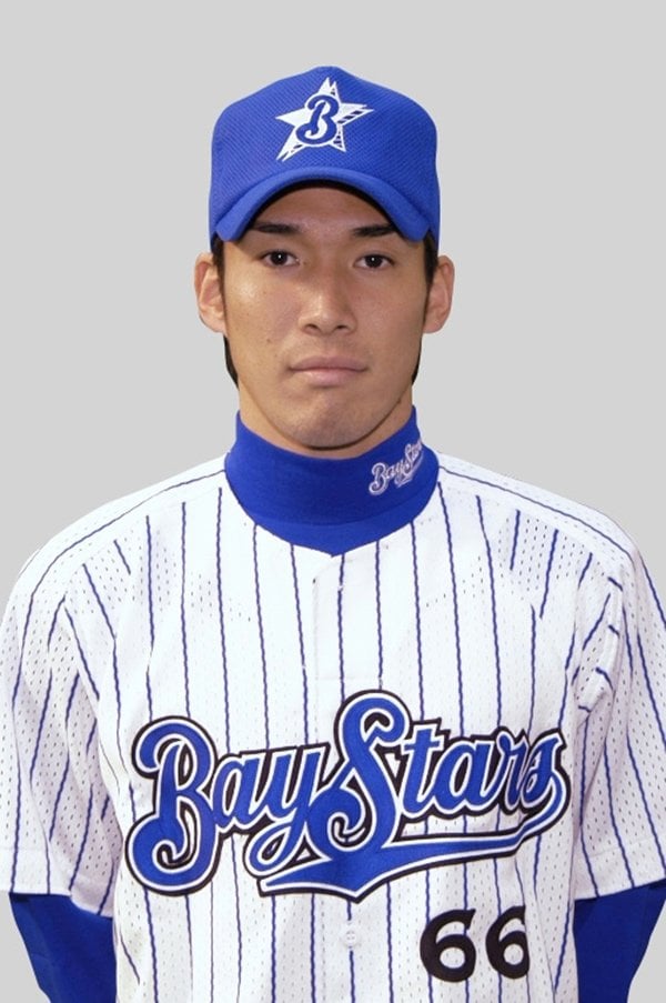 2003年に横浜ベイスターズ入団当時の木村 (C)KYODO