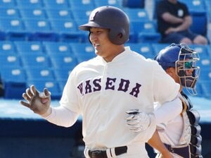 六大学野球で話題の“バットフリップ騒動”「早稲田の選手があれをやるかと…」関係者の意外なホンネは？「よっぽど嬉しかったんでしょうけど…」