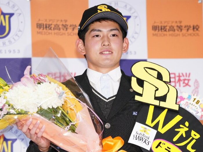 プロ野球スカウトに聞く「今年のドラフト、なぜ“1位指名公言”が西武とホークス2球団だけだった？」ドラフトウラ話《事前指名編》＜Number Web＞ photograph by Sankei Shimbun