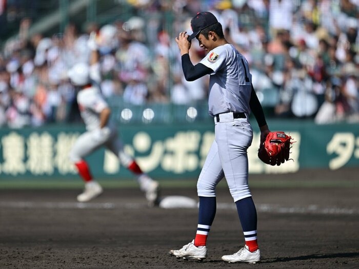横浜156キロ腕・織田翔希の異変「いける！」「バントのサインはなし」「お前はいい所で打てる」“元ドラ1監督”と智弁和歌山打線が語る攻略の真相＜Number Web＞ photograph by Hideki Sugiyama