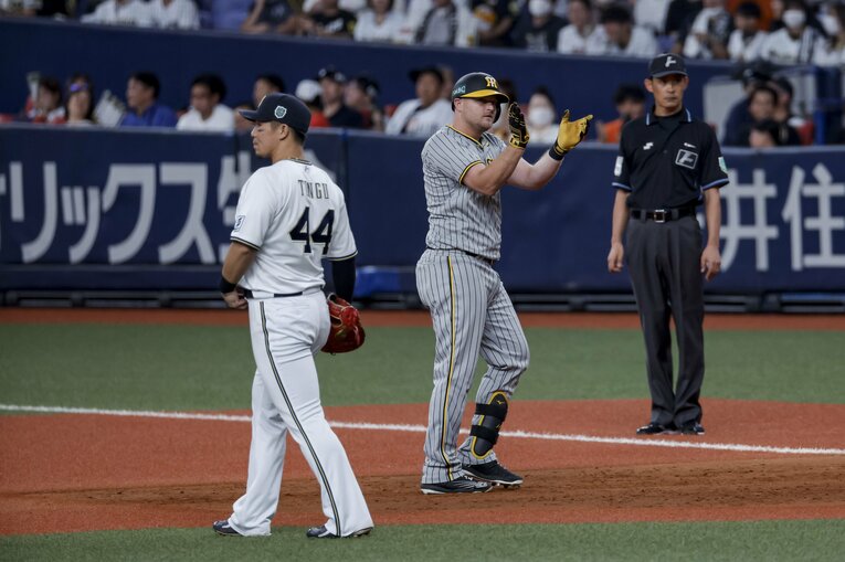 日本シリーズでは第6戦、第7戦とホームランを連発し、MVP級の活躍を見せたノイジー。あのバースも比較対象に　©︎Kiichi Matsumoto