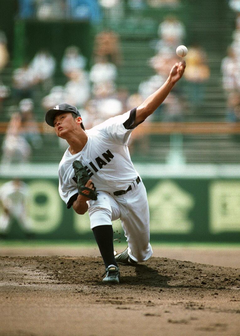 プロ入り直後から高校時代のフォームが徐々に狂い始めたという　©JIJI PRESS