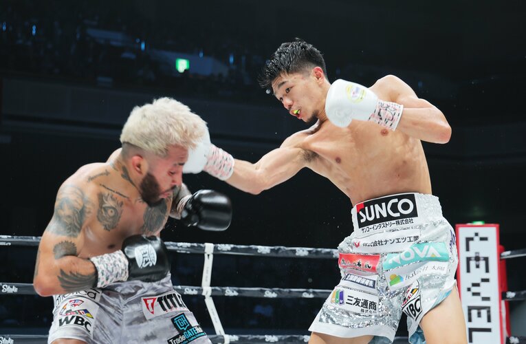 5回以降の中盤に入り、足元がぐらついていた王者　©JIJI PRESS