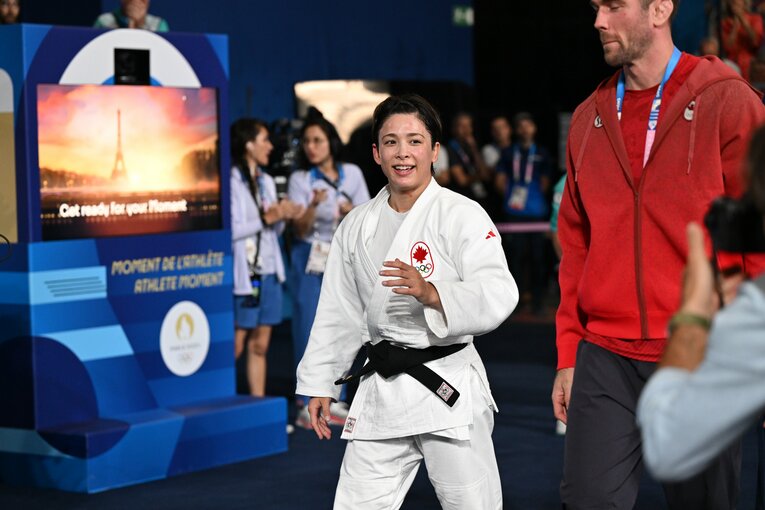 戦い終えて表情を和らげる出口　©Kaoru Watanabe/JMPA