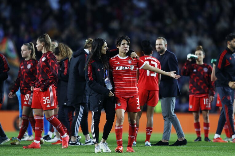 W杯ブラジル戦のウラで「バルサ女子がカンプノウで4万6967人」盛況なワケ… メッシ後に君臨する“女王”、熊谷紗希が見せた悔しさ(46)