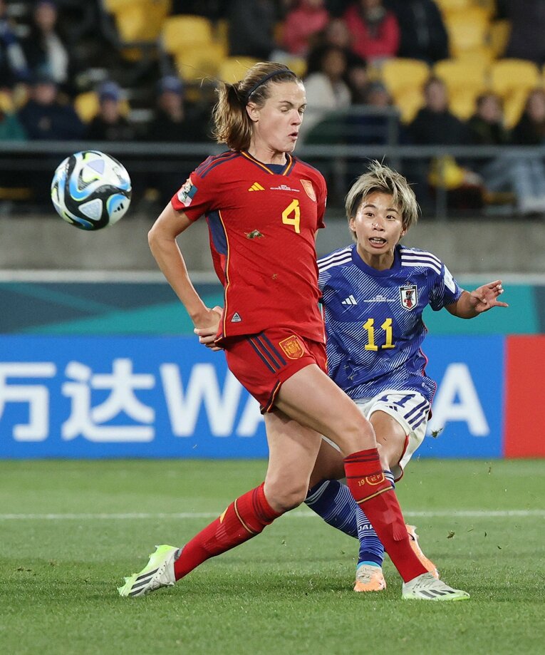 スペイン戦後半37分、田中美南のゴールシーン。芸術的なシュートを左隅の完璧なコースに叩き込んだ　©JIJI PRESS