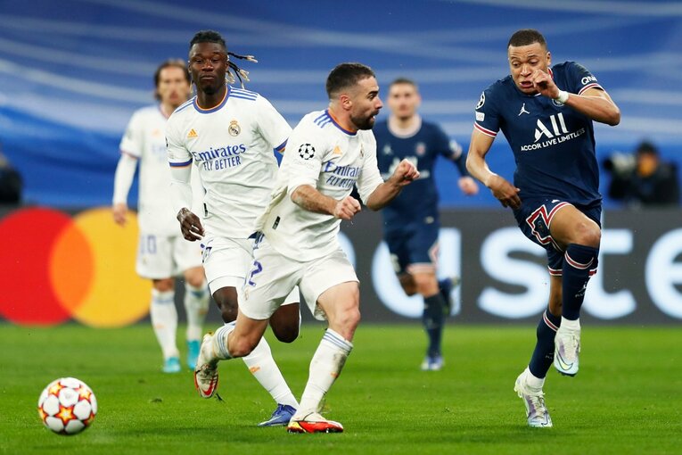 PSGメッシらをサポーターが威圧…CLベスト16でレアル大逆転勝利の背景＜翌日、カンプノウではなぜかバルサの守護神にブーイング＞(47)