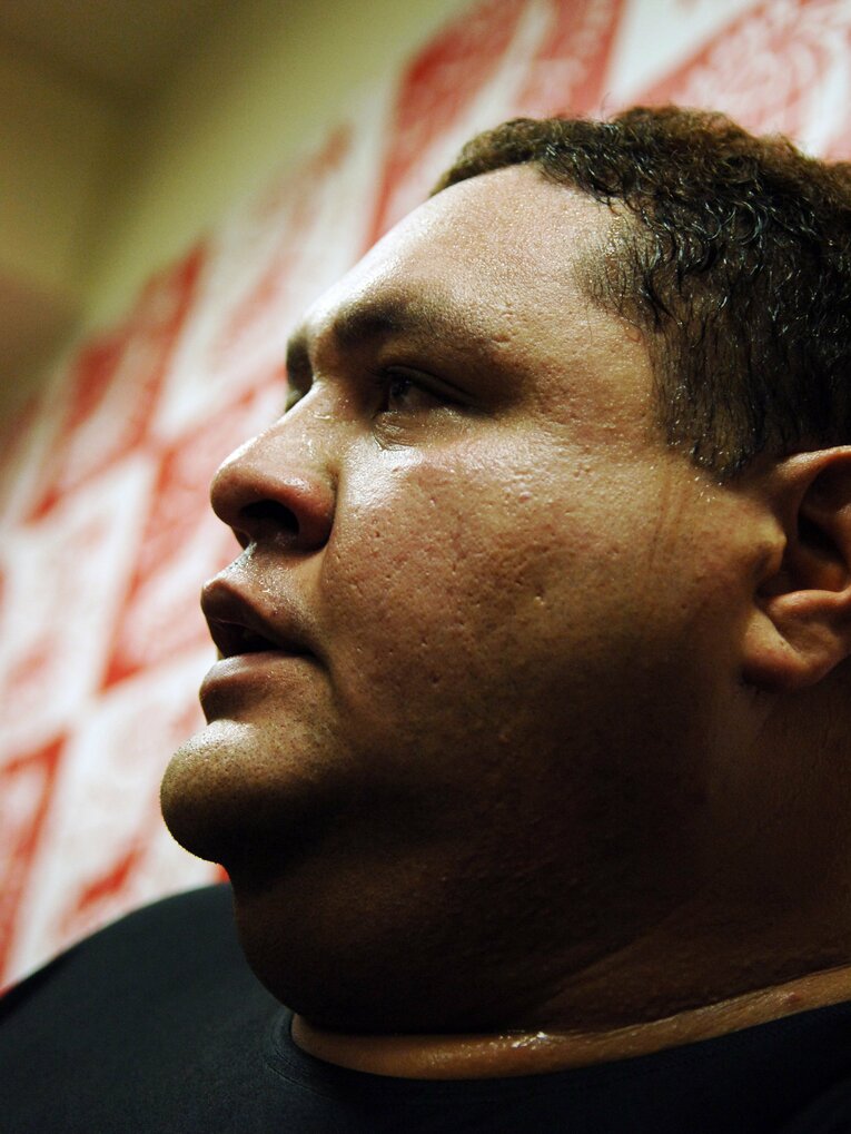 控室での曙　©Essei Hara