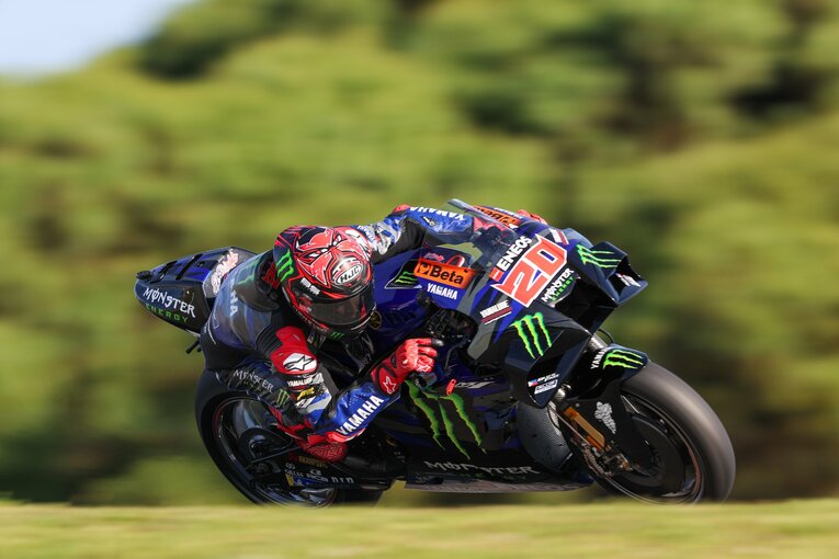 今シーズン開幕前テストでのクアルタラロとヤマハの走り　©Satoshi Endo