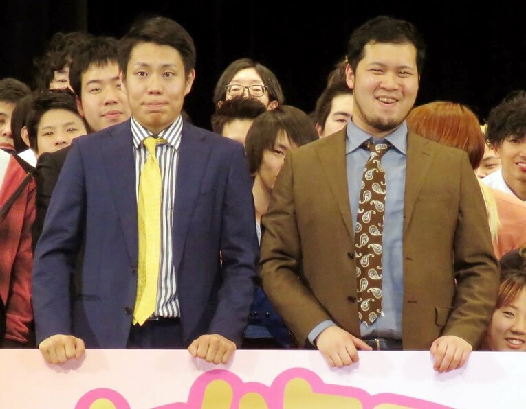 2018年2月、「魔人無骨」時代（令和ロマンに改名する前）の2人　©Sankei Shimbun