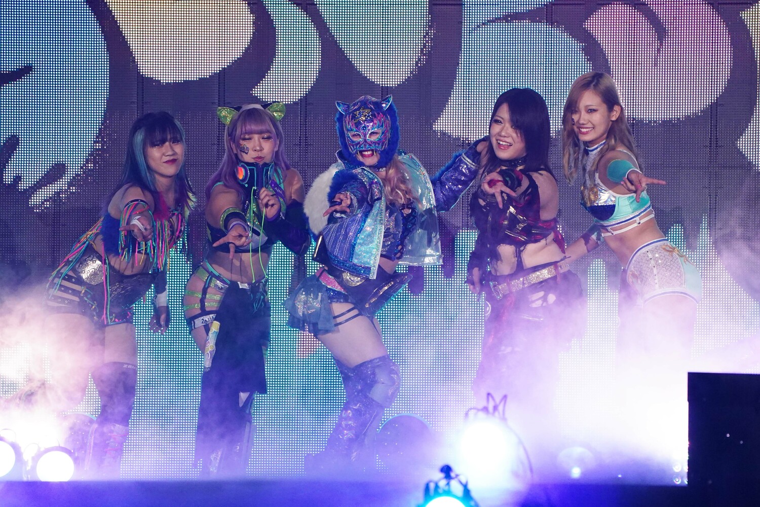 天咲はNEO GENESISを「クラスメイトみたいな存在」と表現する　©Essei Hara