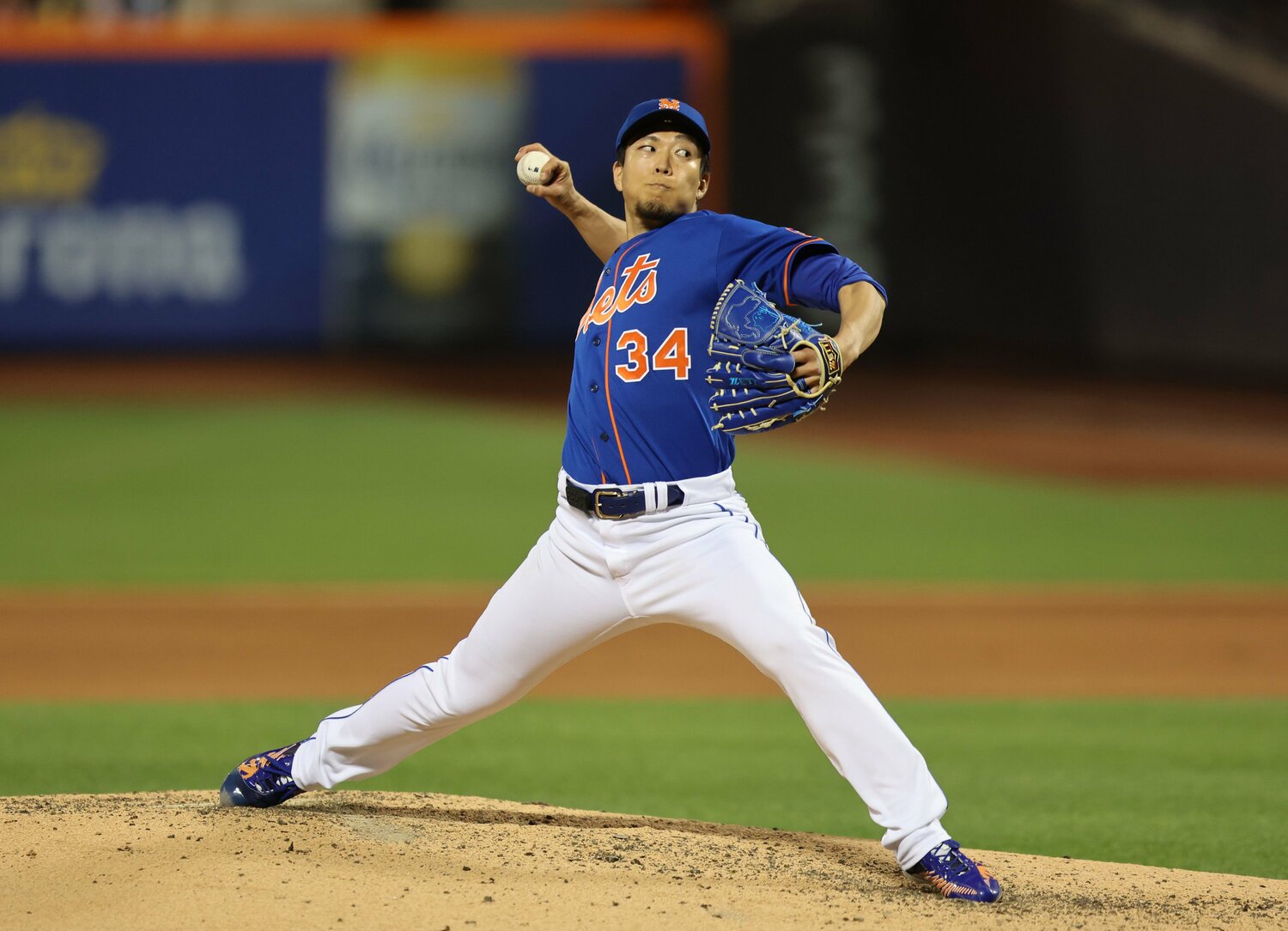 強打者たちをも翻弄する千賀の“お化けフォーク”　©︎REX/AFLO