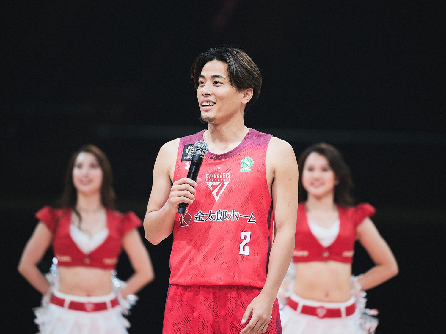 ららアリーナ東京ベイの印象について笑顔で答える富樫勇樹