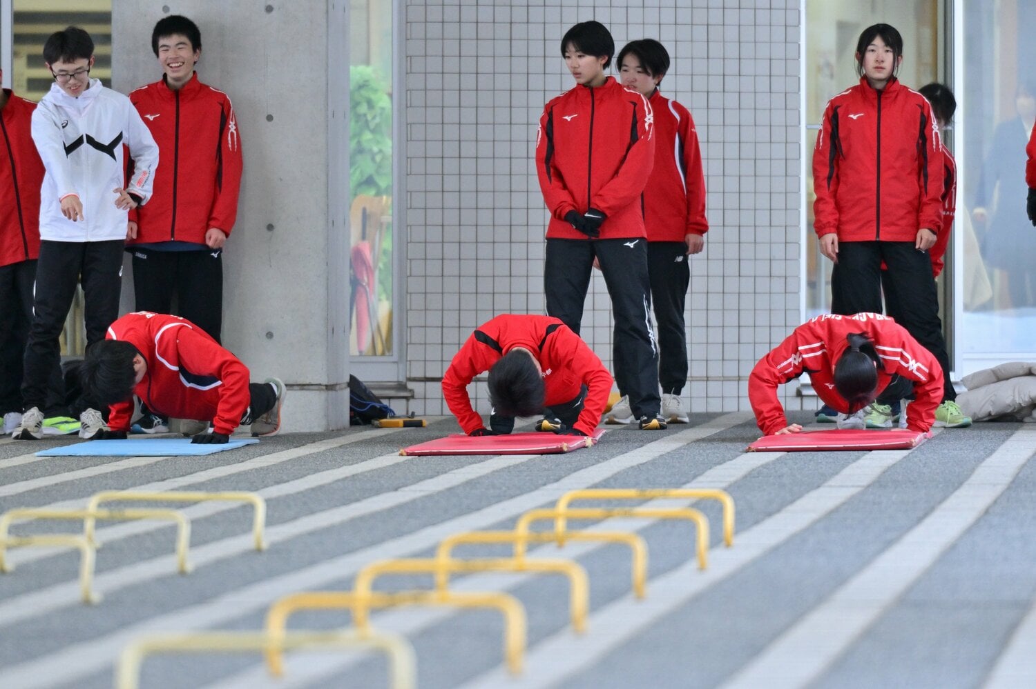 取材に訪れた日のメインメニューは全ブロック共通でサーキットトレーニング　©Hideki Sugiyama