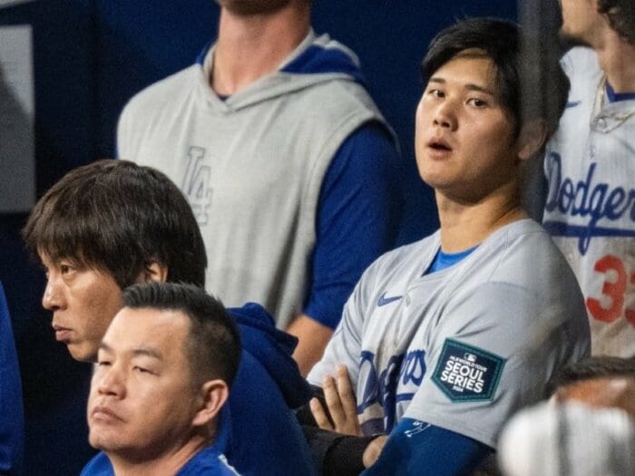 大谷翔平の妻「一般席観戦で危険じゃないの?」実は“ひっそり厳戒態勢”だった…ある騒動からドジャース逆転まで「現地で目撃」韓国開幕戦ウラ側<Number Web> photograph by Nanae Suzuki
