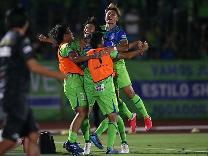 2試合連続ゴールは「湘南だから」 31歳DF大岩一貴が常に謙虚でいられる理由<Number Web> photograph by J.LEAGUE