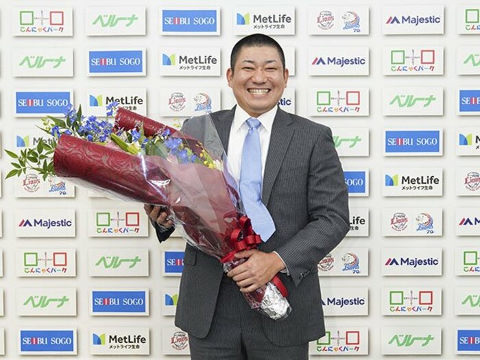 【引退】高橋朋己を忘れるわけがない…太く、短い8年間 西武の低迷期を支えたあの働き<Number Web> photograph by Seibu Lions