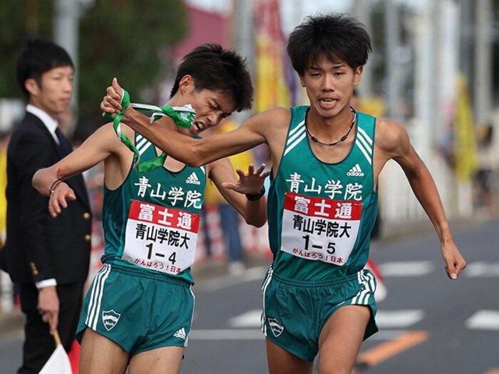 青学・一色恭志はなぜ涙したのか。出雲駅伝で見せた最高学年の絆。＜Number Web＞ photograph by Toshihiro Kitagawa/Aflo