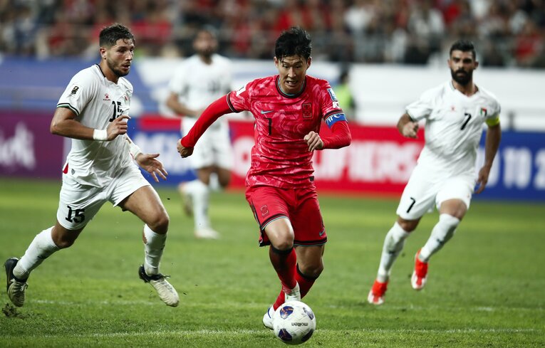 パレスチナ戦のソン・フンミン　©EPA/JIJI PRESS