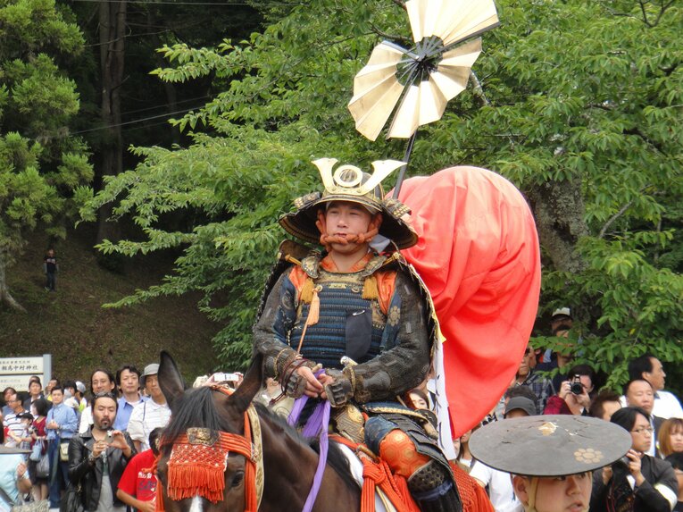 2011年7月の相馬野馬追でのマイネルアムンゼン